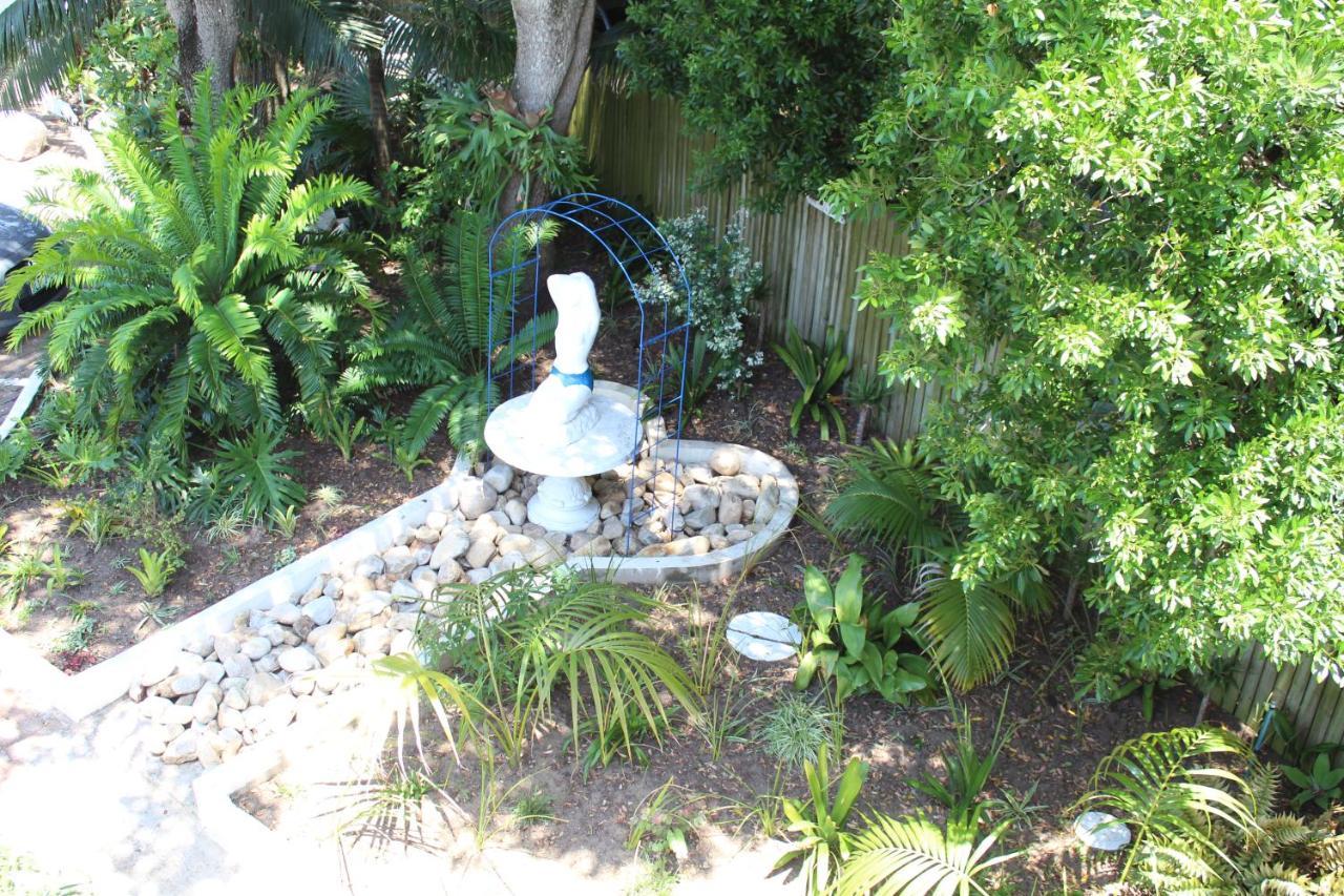 Blue'S Guest House - East London Bonza Bay 외부 사진