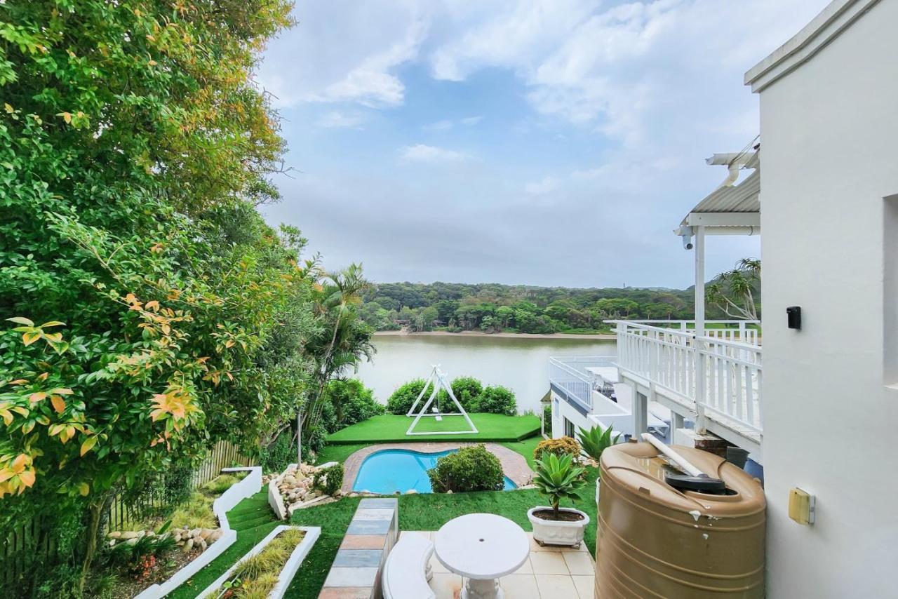Blue'S Guest House - East London Bonza Bay 외부 사진
